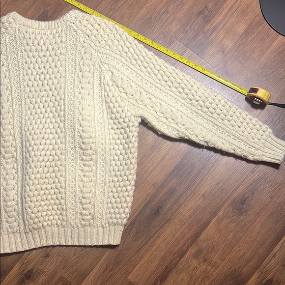 Hand Loomed Cream Cable Knit Sweater - Bonner of Ireland - Picture 11 of 13